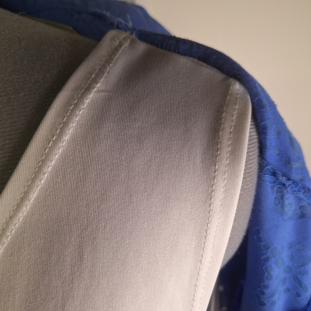 Alfred Dunner Blue Blouse with White Embellished Tank Size 14 - Picture 3 of 7